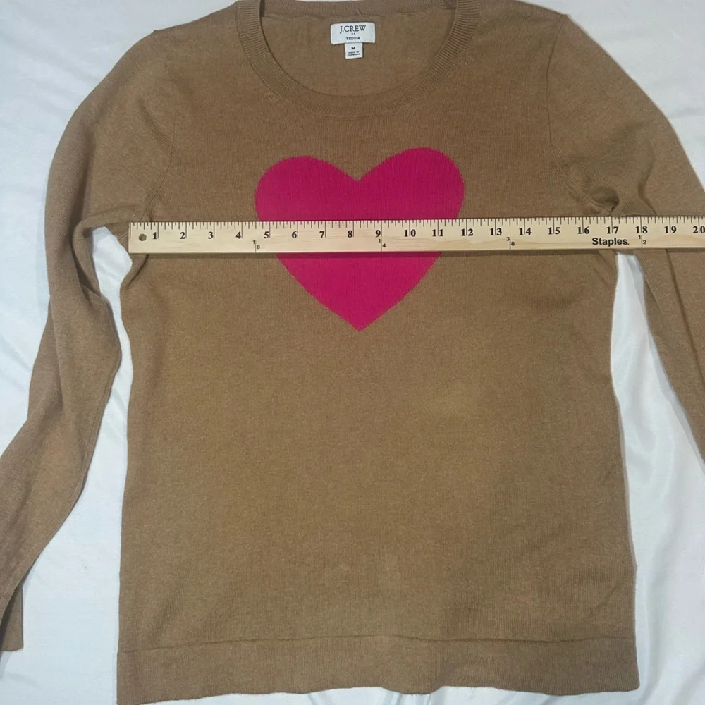 J. Crew Women's Light brown /Tan Long Sleeve w/ Pink Heart- medium- Cotton - Picture 5 of 14